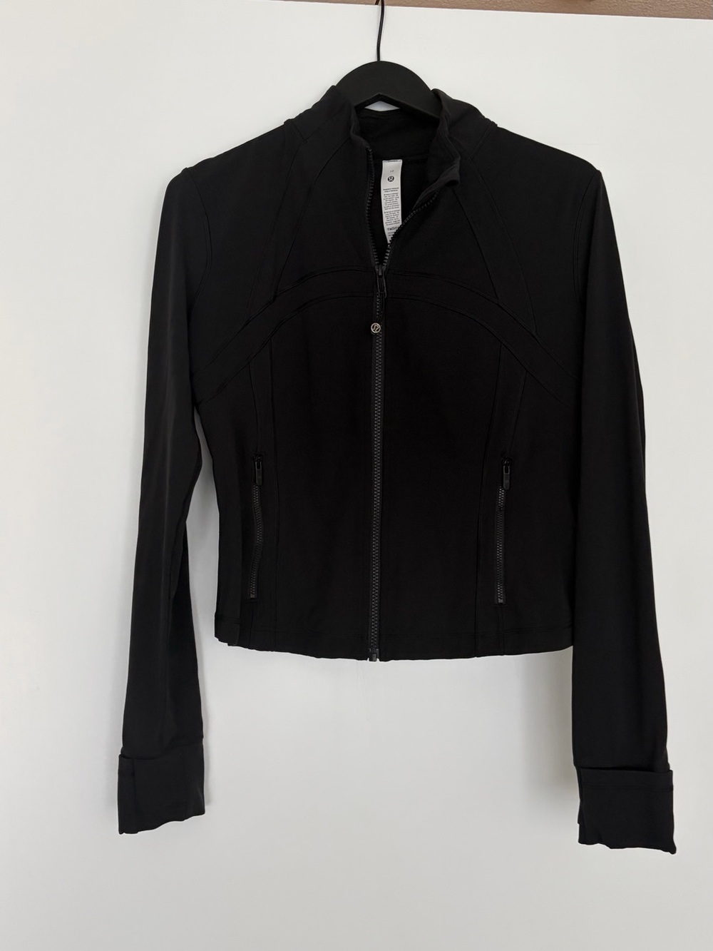 Define Cropped Jacket
*Nulu